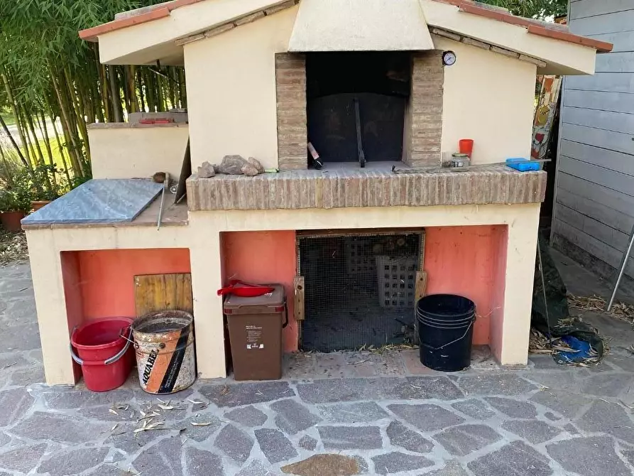 Immagine 11 di Casa indipendente in vendita  a Pontedera