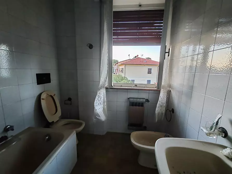 Immagine 8 di Appartamento in vendita  a Carrara