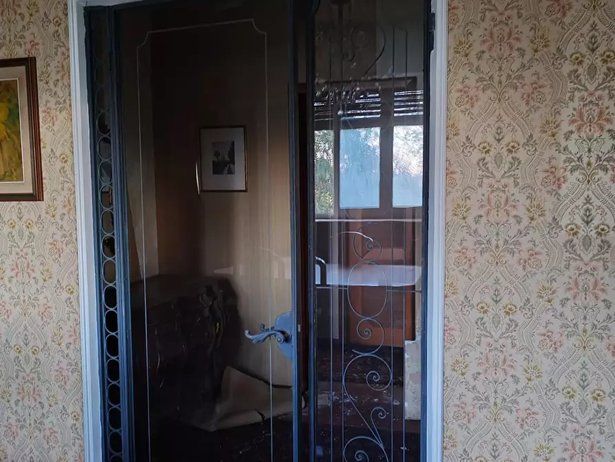 Immagine 6 di Appartamento in vendita  a Carrara