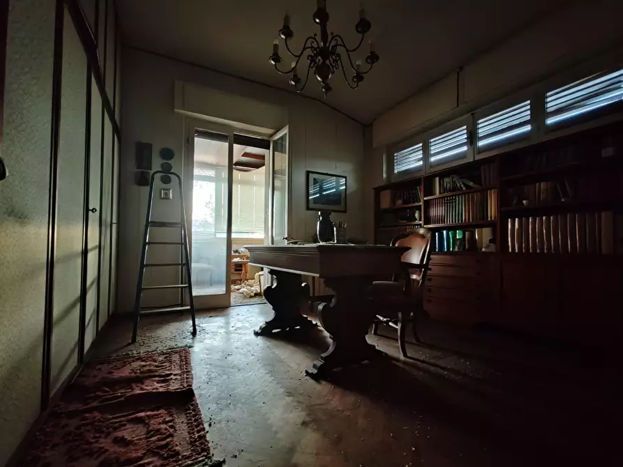 Immagine 3 di Appartamento in vendita  a Carrara