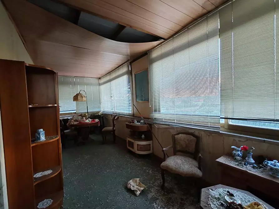 Immagine 9 di Appartamento in vendita  a Carrara