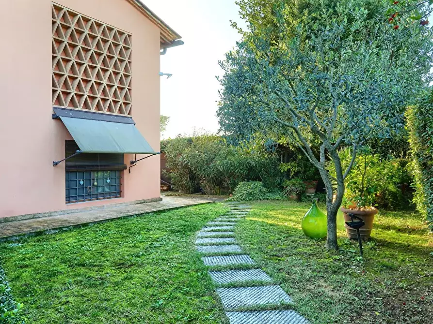 Immagine 30 di Casa colonica in vendita  a Certaldo