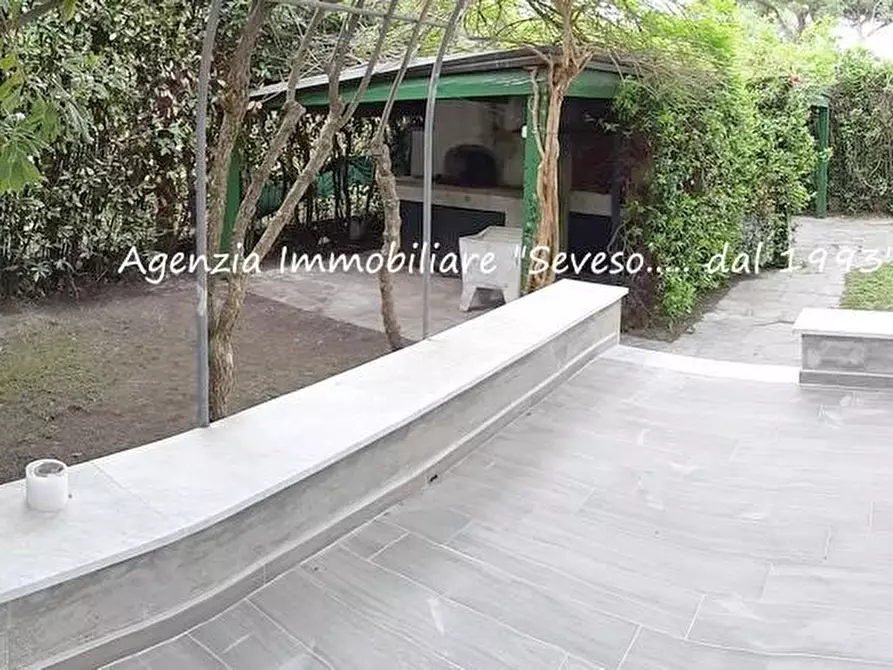 Immagine 8 di Casa bifamiliare in affitto  a Forte Dei Marmi