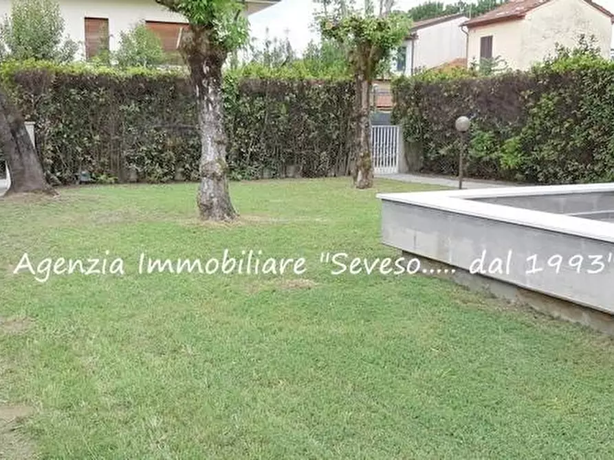Immagine 6 di Casa bifamiliare in affitto  a Forte Dei Marmi