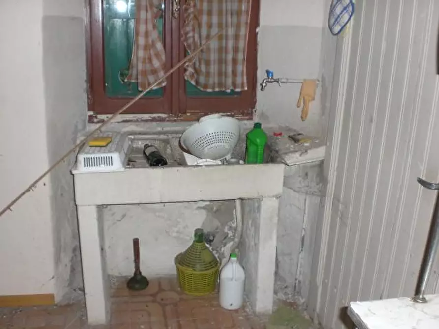 Immagine 27 di Rustico / casale in vendita  a Berceto