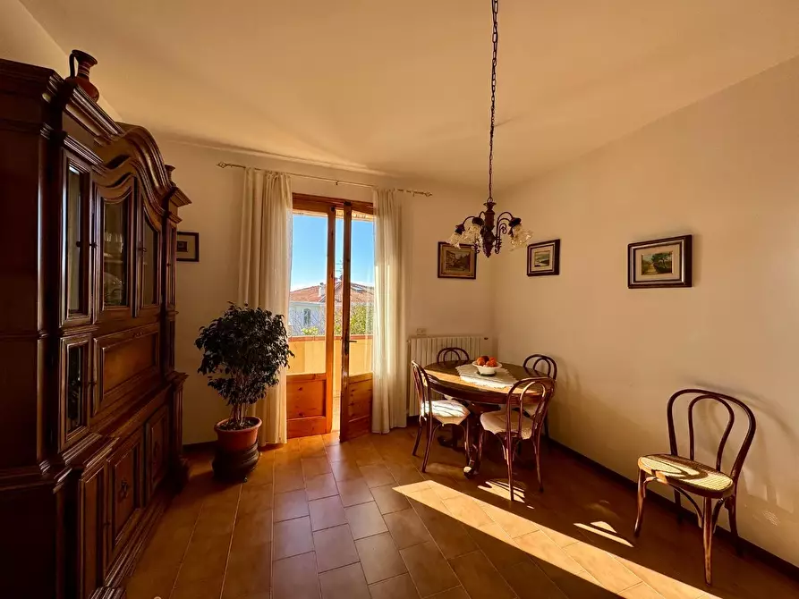 Immagine 8 di Appartamento in vendita  a Rosignano Marittimo