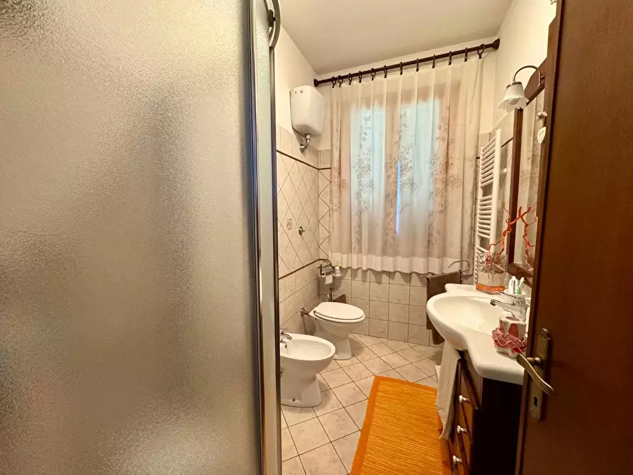 Immagine 23 di Appartamento in vendita  a Rosignano Marittimo