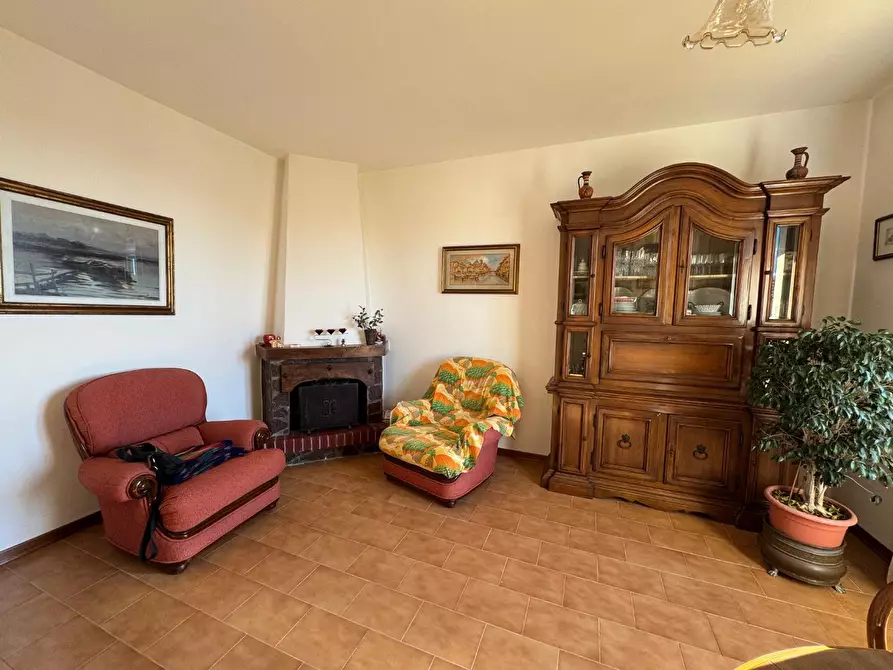 Immagine 3 di Appartamento in vendita  a Rosignano Marittimo