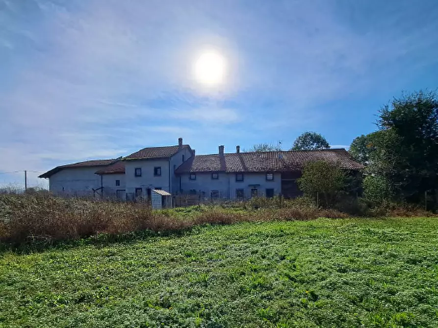 Immagine 1 di Palazzo in vendita  a Settimo Torinese