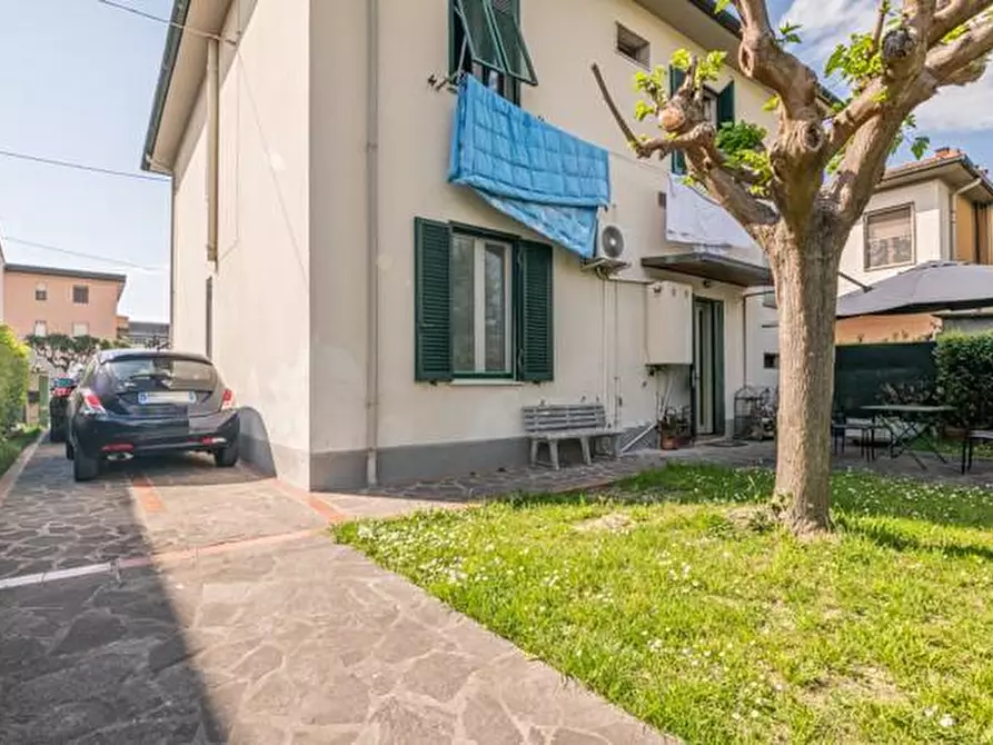 Immagine 20 di Appartamento in vendita  a Pontedera