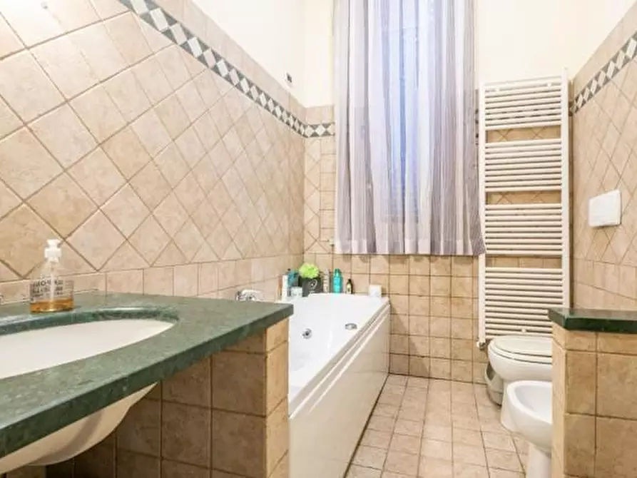 Immagine 9 di Appartamento in vendita  a Pontedera