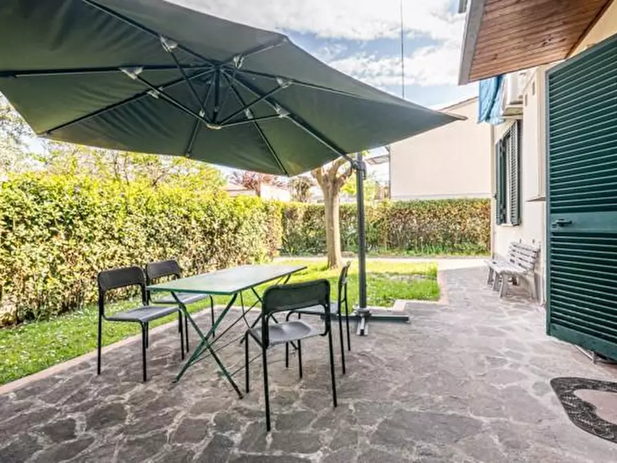 Immagine 16 di Appartamento in vendita  a Pontedera