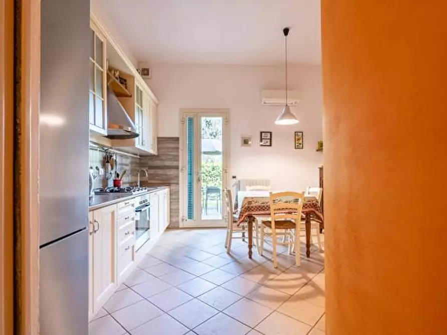 Immagine 3 di Appartamento in vendita  a Pontedera