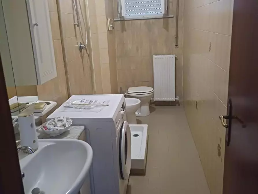 Immagine 5 di Appartamento in vendita  a Ortonovo