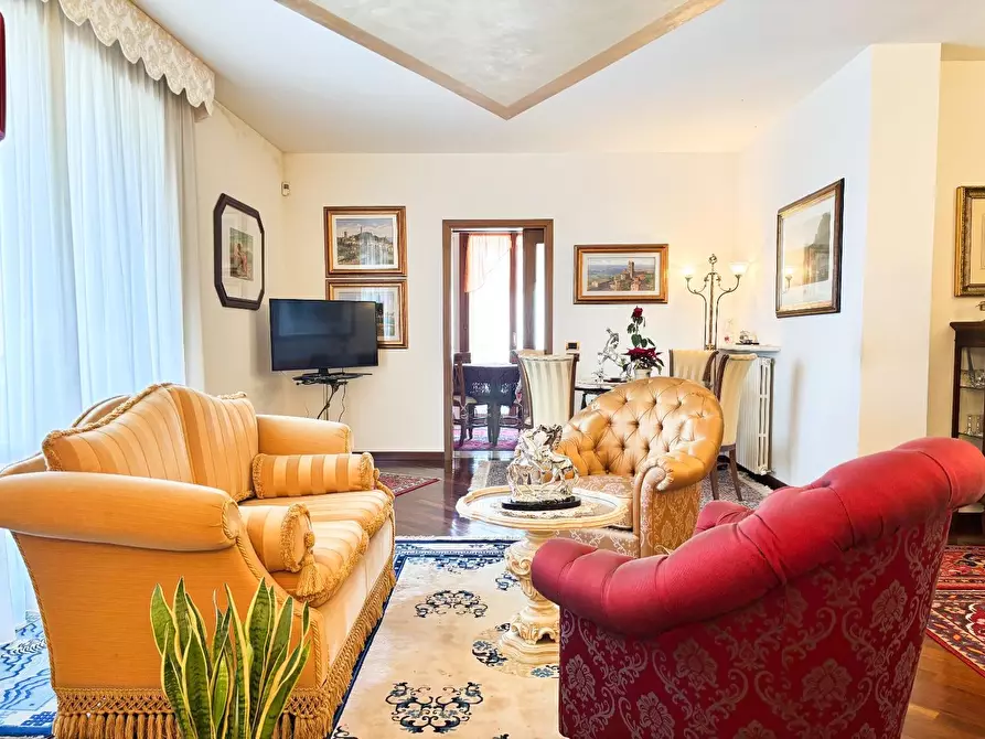 Immagine 5 di Appartamento in vendita  a Empoli