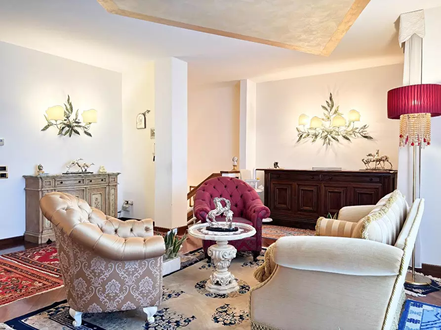 Immagine 7 di Appartamento in vendita  a Empoli