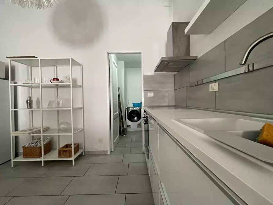 Immagine 9 di Appartamento in affitto  a Siena