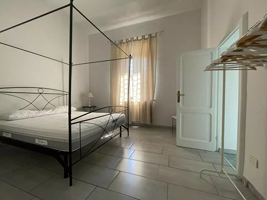 Immagine 15 di Appartamento in affitto  a Siena