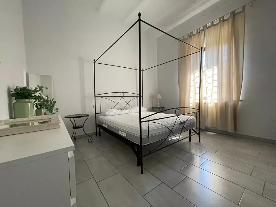 Immagine 13 di Appartamento in affitto  a Siena