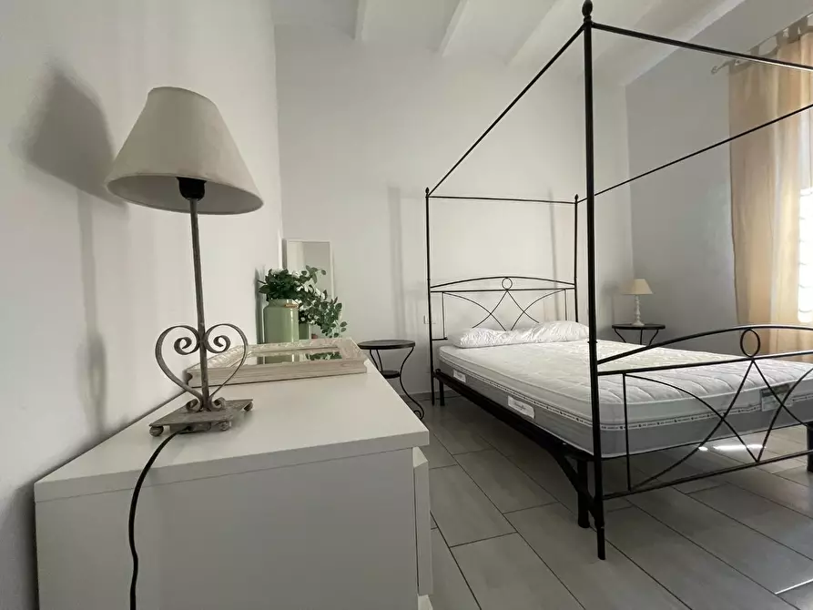 Immagine 14 di Appartamento in affitto  a Siena