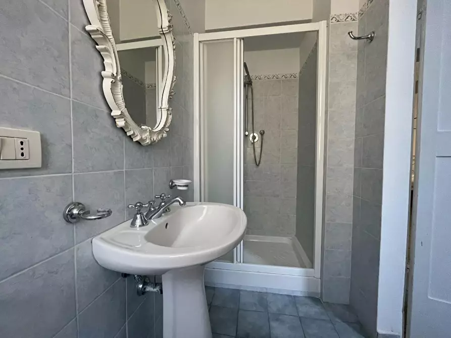 Immagine 26 di Appartamento in affitto  a Siena