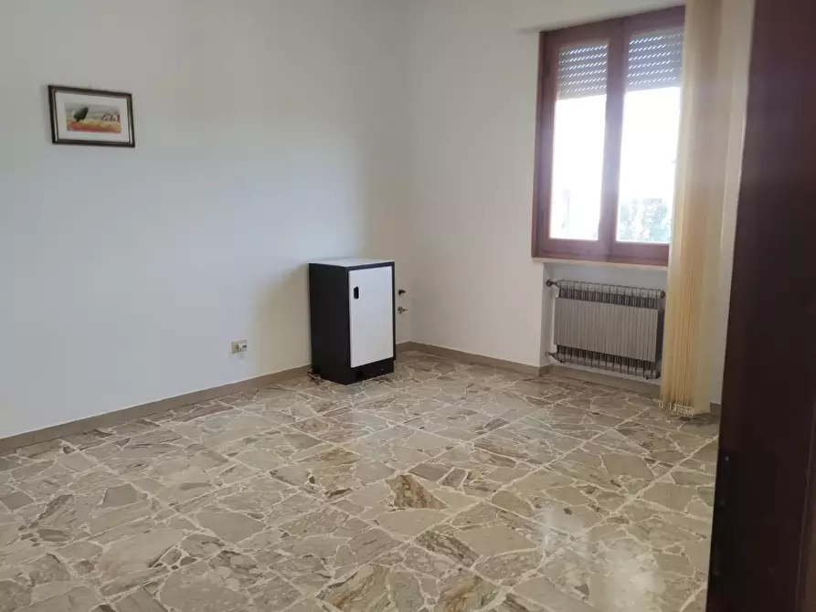 Immagine 11 di Appartamento in vendita  a Vinci