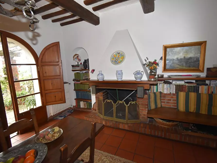 Immagine 9 di Rustico / casale in vendita  a San Giuliano Terme