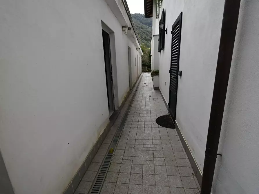 Immagine 85 di Rustico / casale in vendita  a San Giuliano Terme