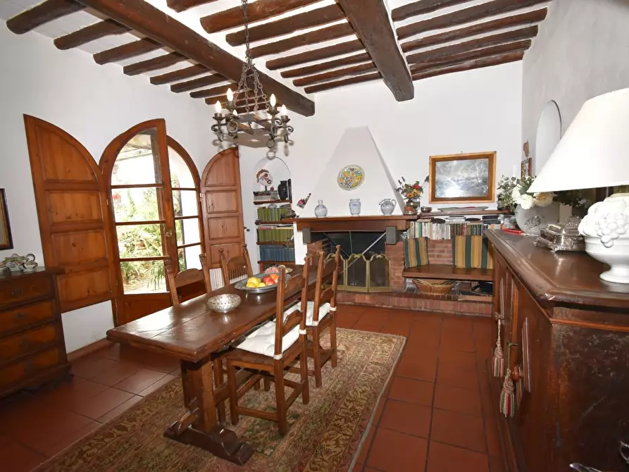 Immagine 2 di Rustico / casale in vendita  a San Giuliano Terme