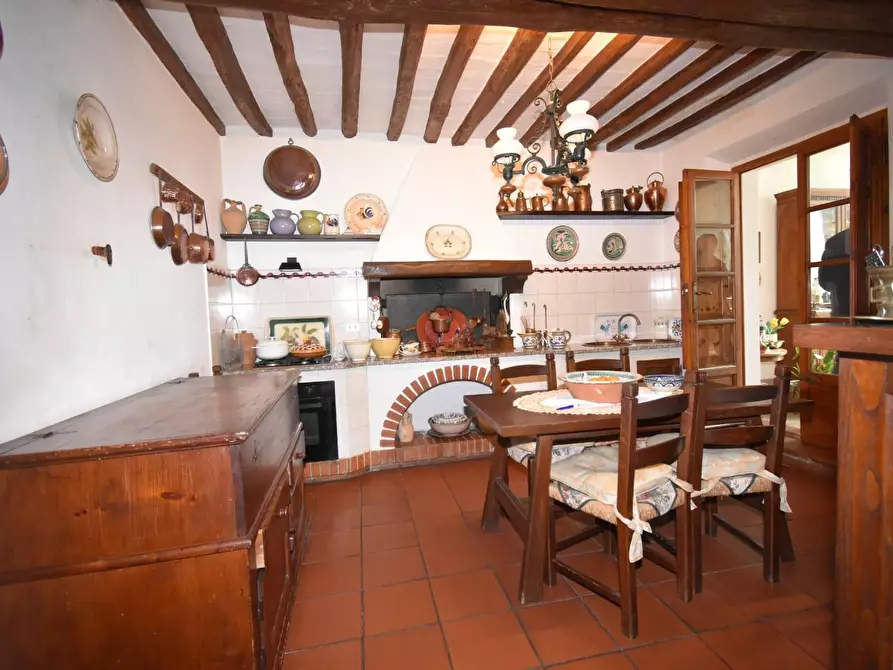 Immagine 11 di Rustico / casale in vendita  a San Giuliano Terme