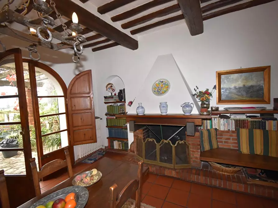 Immagine 10 di Rustico / casale in vendita  a San Giuliano Terme