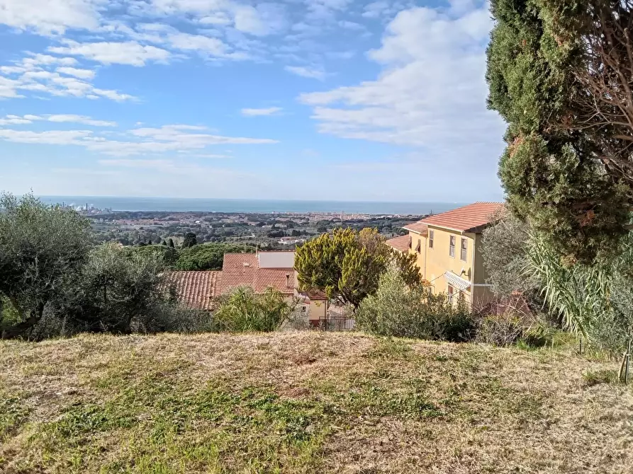 Immagine 23 di Villa in vendita  a Rosignano Marittimo