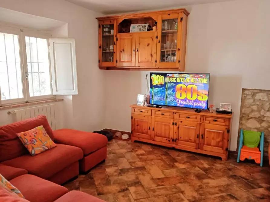 Immagine 5 di Villa in vendita  a Rosignano Marittimo