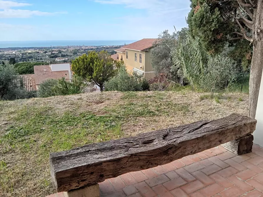 Immagine 27 di Villa in vendita  a Rosignano Marittimo