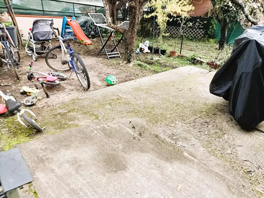 Immagine 22 di Porzione di casa in vendita  a Collesalvetti