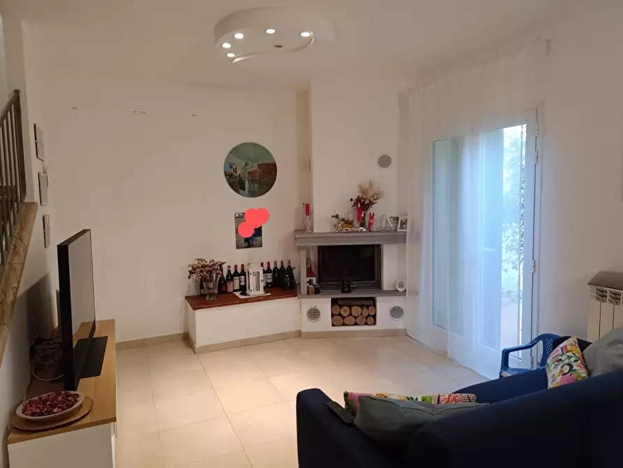 Immagine 8 di Casa bifamiliare in vendita  a Fauglia