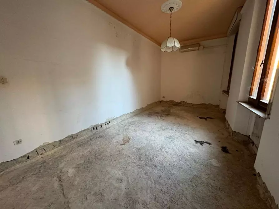 Immagine 7 di Appartamento in vendita  a Pontedera