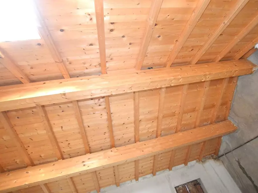 Immagine 9 di Terratetto in vendita  a Lucca