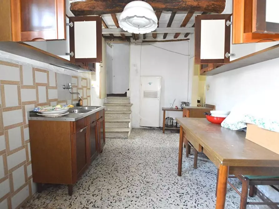 Immagine 5 di Terratetto in vendita  a Lucca
