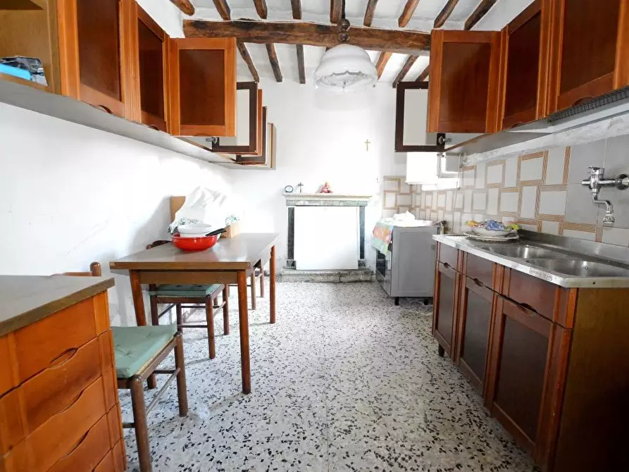 Immagine 4 di Terratetto in vendita  a Lucca