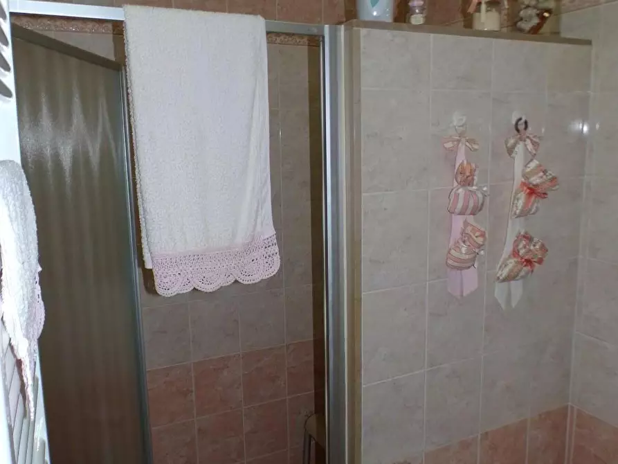 Immagine 20 di Villa in vendita  a Cascina