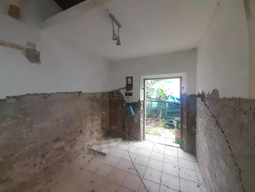 Immagine 5 di Villa in vendita  a Pisa