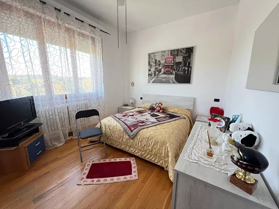 Immagine 6 di Appartamento in vendita  a Colle Di Val D'elsa