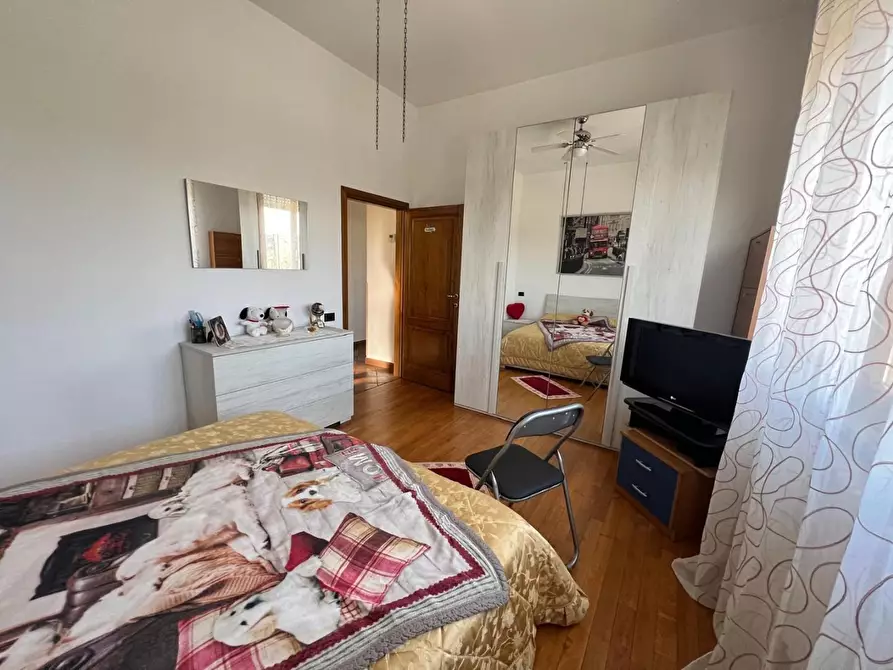 Immagine 7 di Appartamento in vendita  a Colle Di Val D'elsa