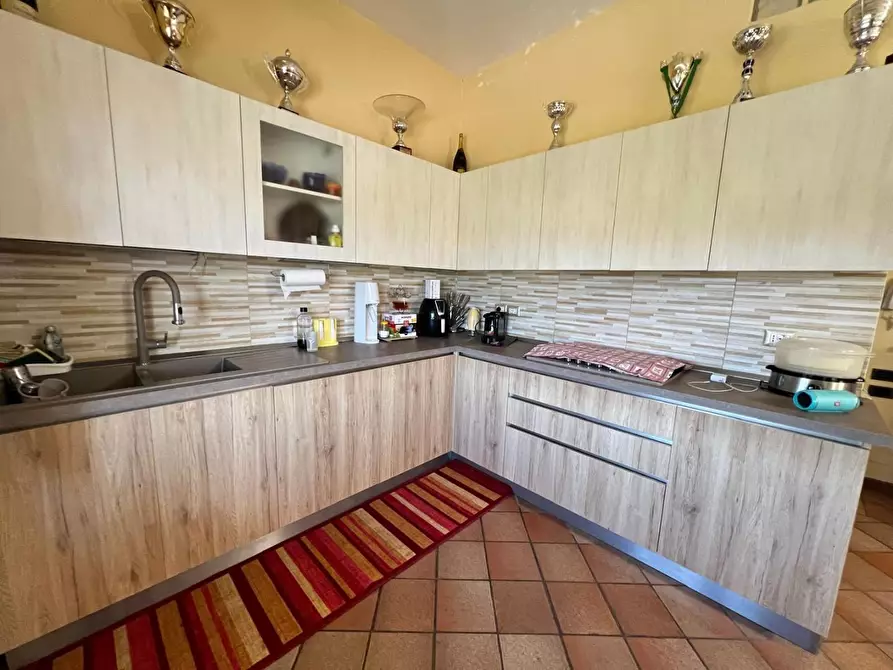 Immagine 2 di Appartamento in vendita  a Colle Di Val D'elsa