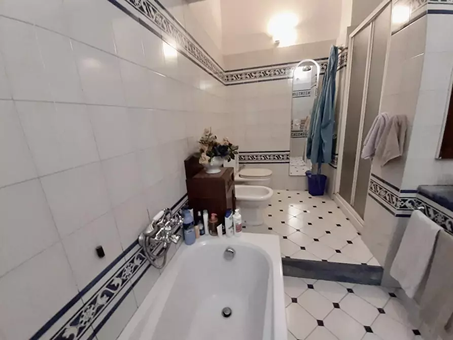 Immagine 15 di Villa in vendita  a San Giuliano Terme