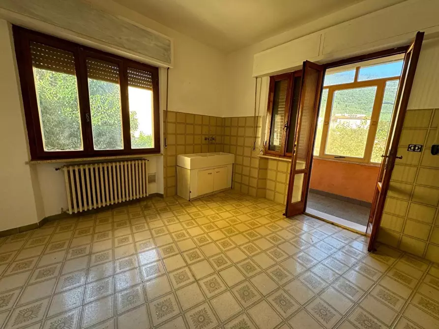 Immagine 12 di Appartamento in vendita  a Buti