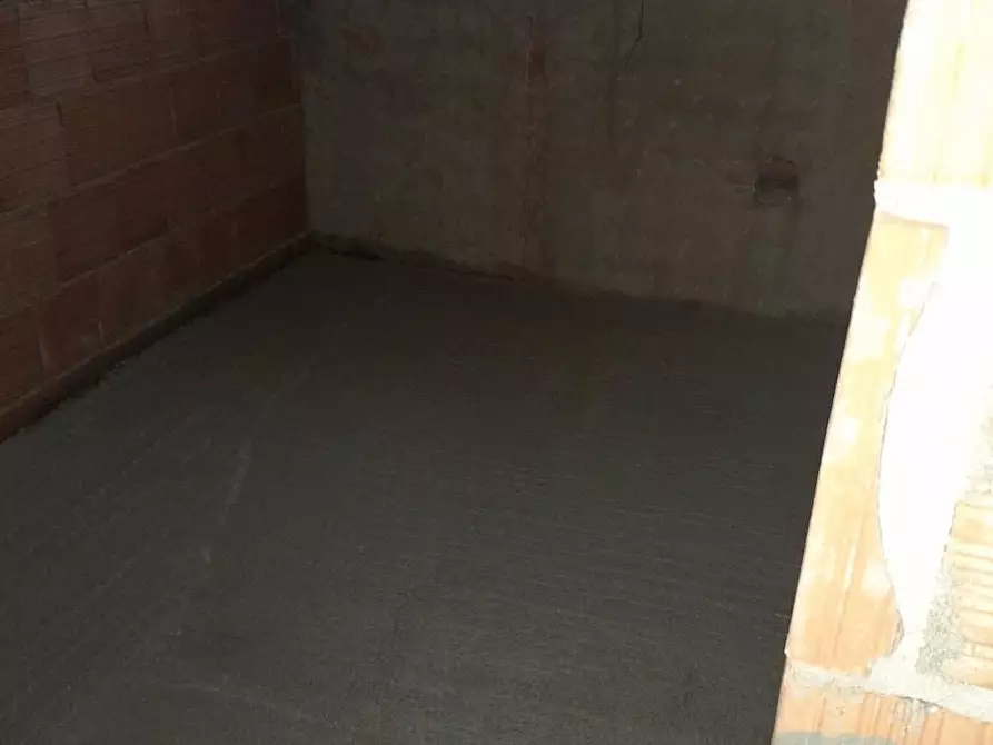 Immagine 10 di Villetta a schiera in vendita  a Pisa