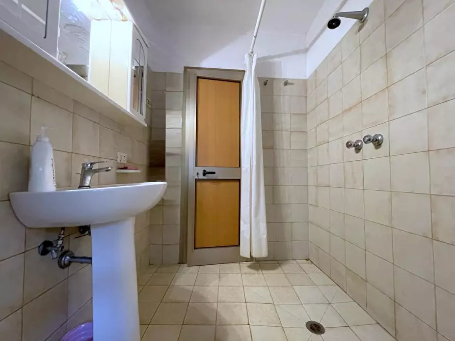 Immagine 23 di Terratetto in vendita  a Montignoso