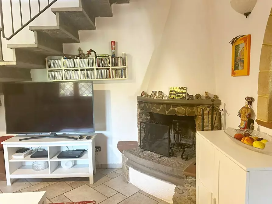Immagine 16 di Casa bifamiliare in vendita  a Massarosa